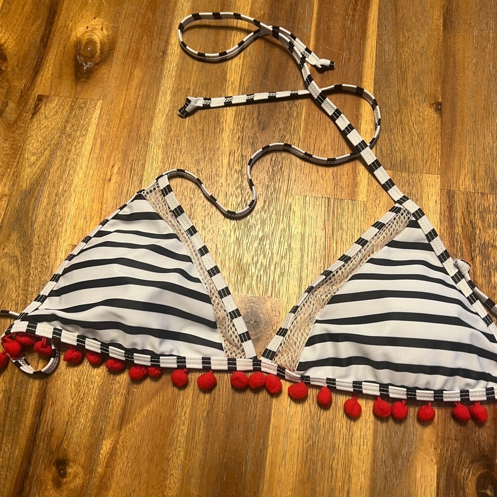 Fun bikini top